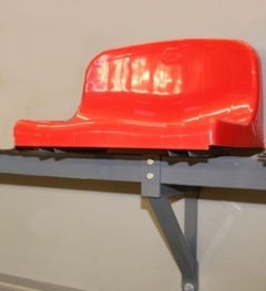 Sedadlo so strednou opierkou typ SO24 - montované na kovovú konštrukciu