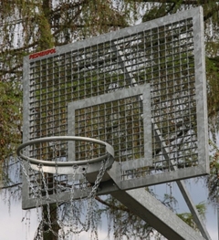 Basketbalová doska oceľová mriežkovaná, pozinkovaná, rozmer 90x120 cm
