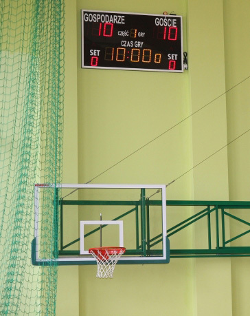 Basketbalová konštrukcia skladaná na bok steny od 220 do 550 cm